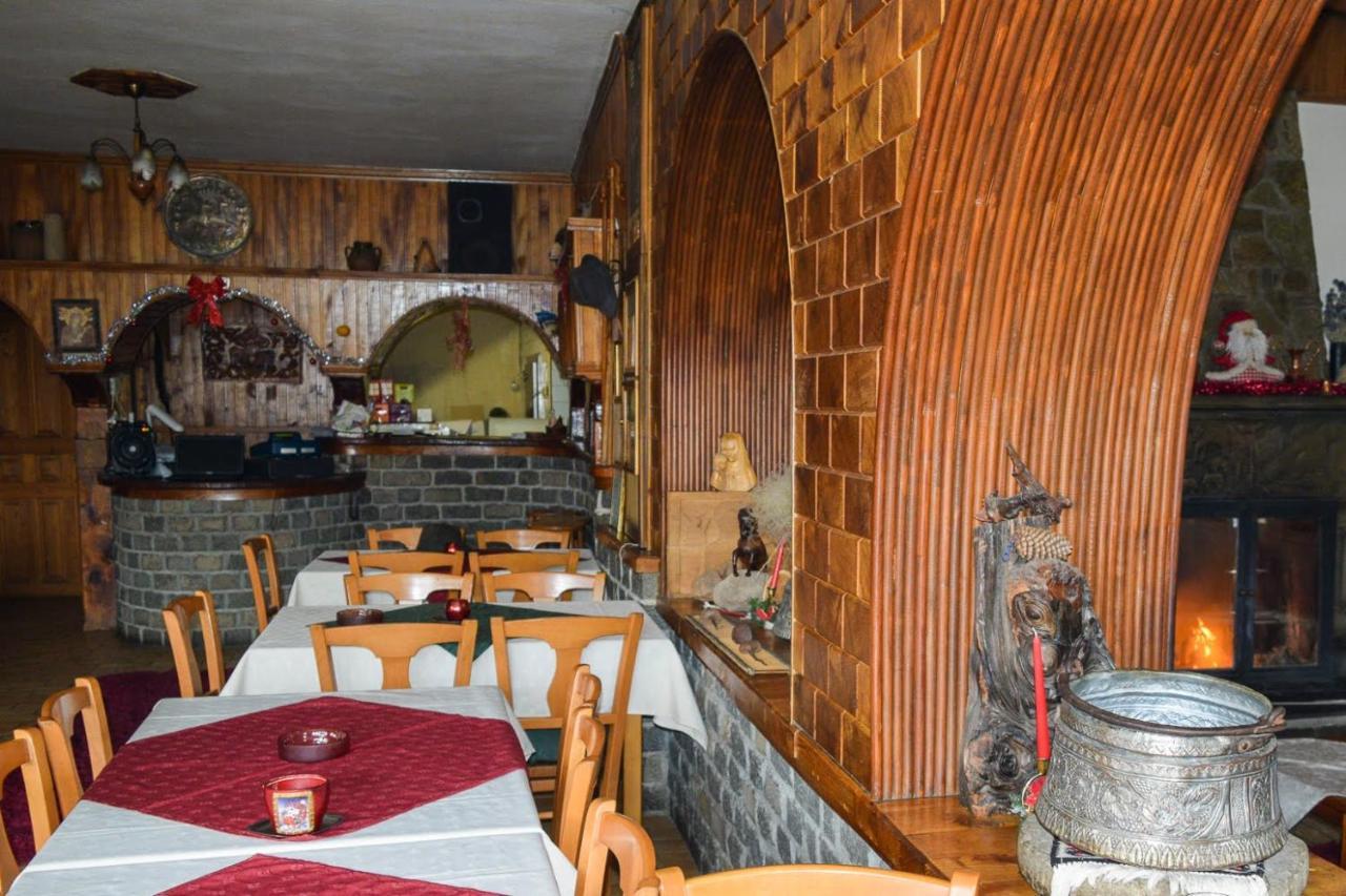 Natasa Rooms Filippaioi Екстериор снимка